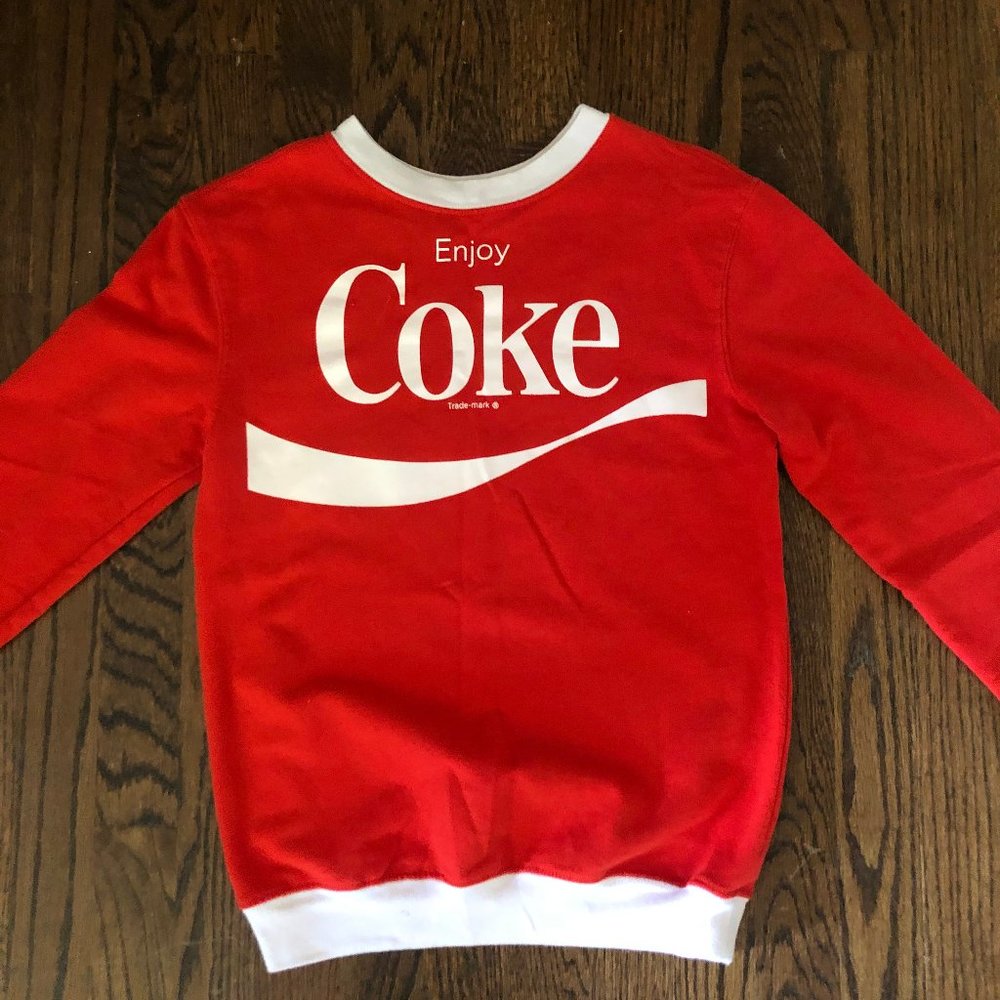 red sweatshirt (no hood)